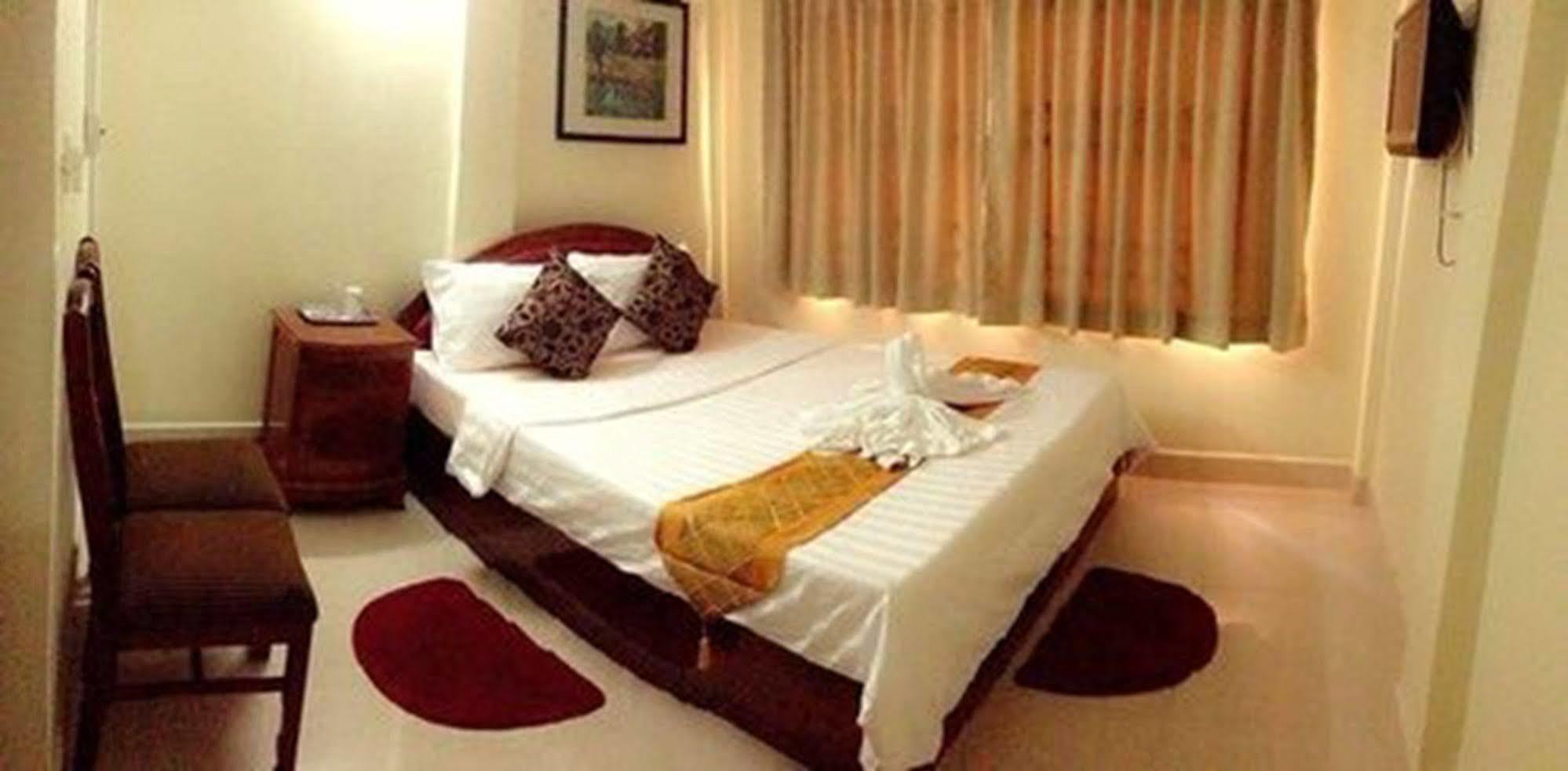 Homeland Guesthouse Phnom Penh Extérieur photo